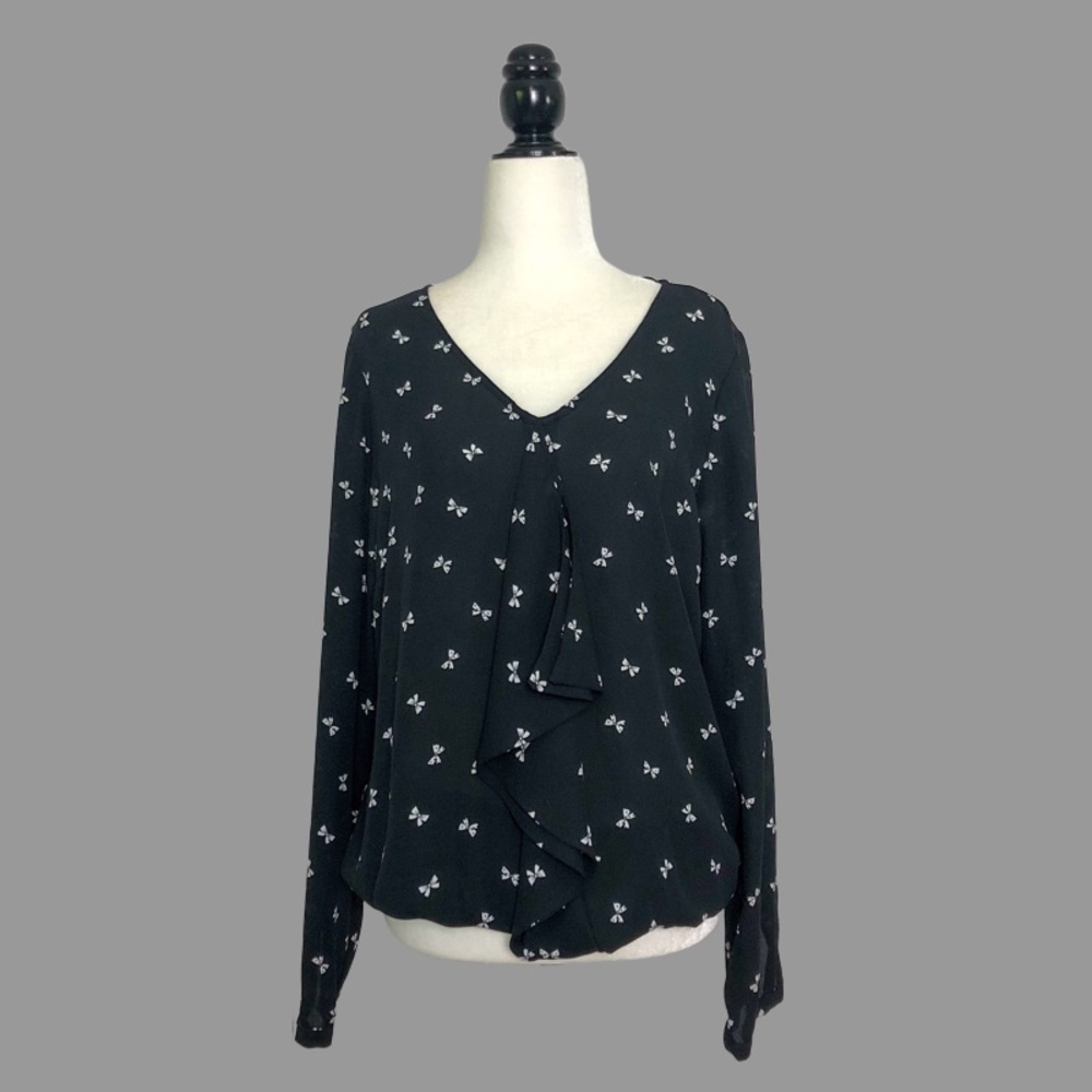 🤍 M 🤍 Thyme Maternity Ruffled Front Blouse Bow Print Elastic Waist